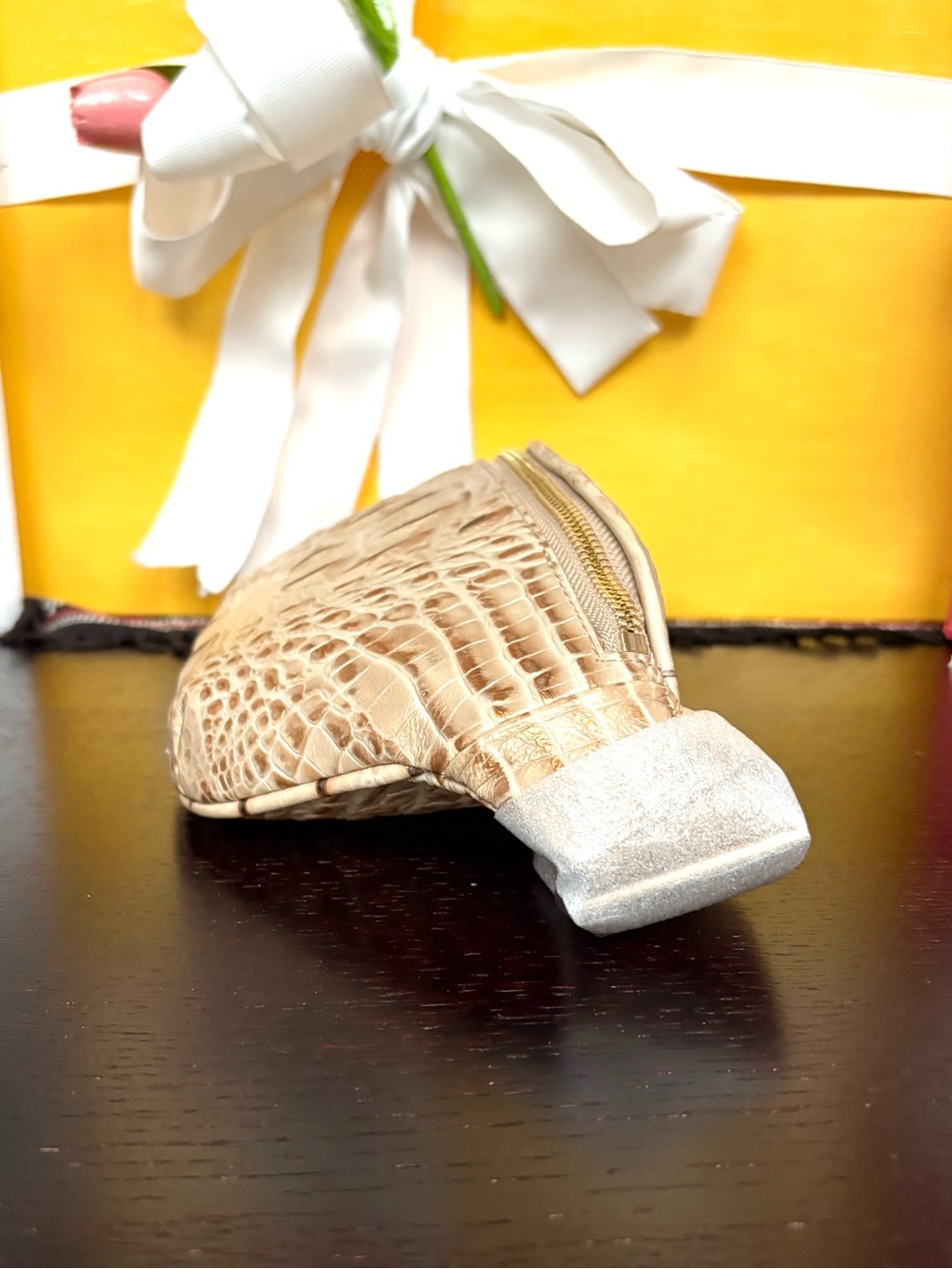 Brahmin Belt/Crossbody Bag - Picture 2 of 7
